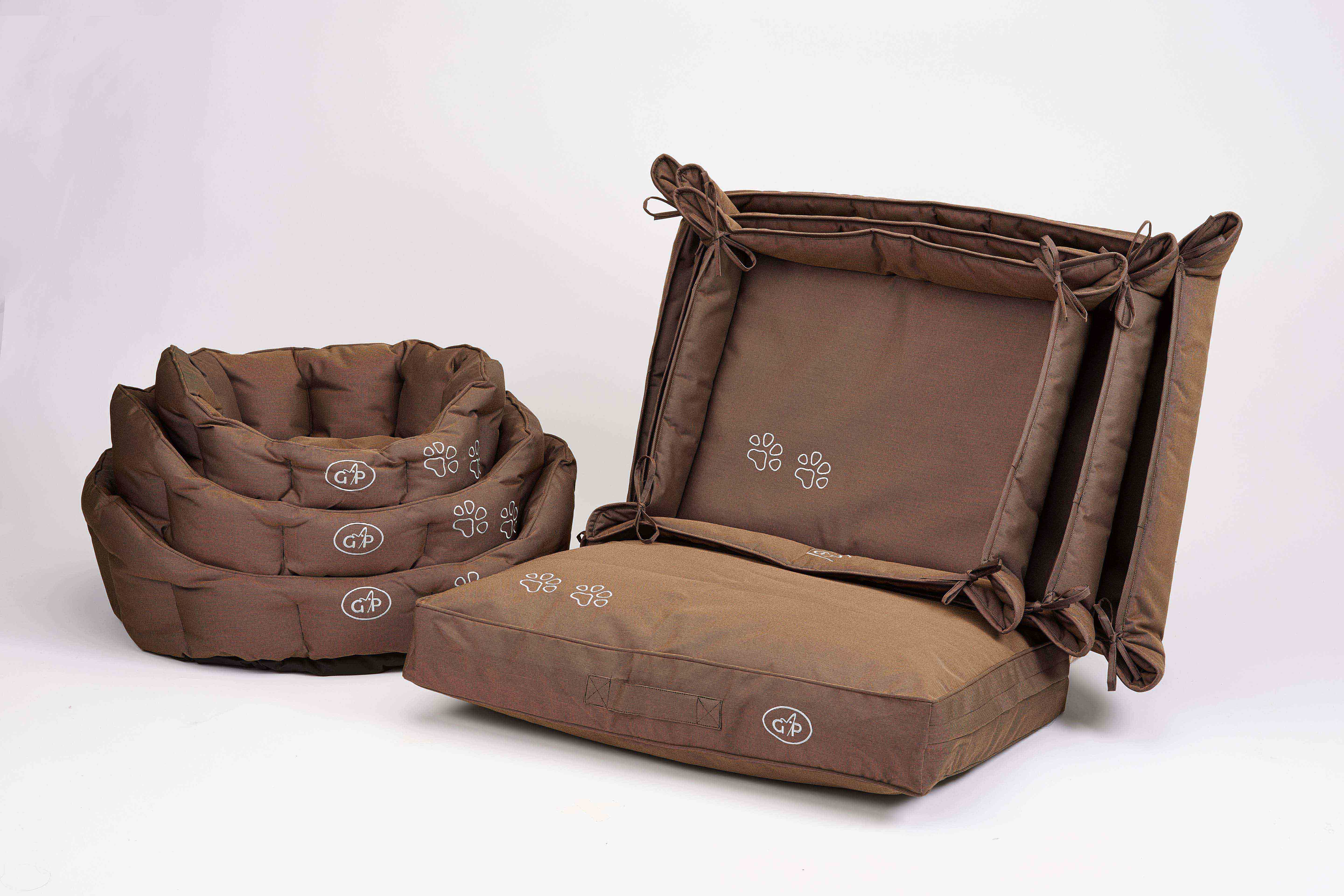 Gor Pets’ new range for muddy paws and the great outdoors header image
